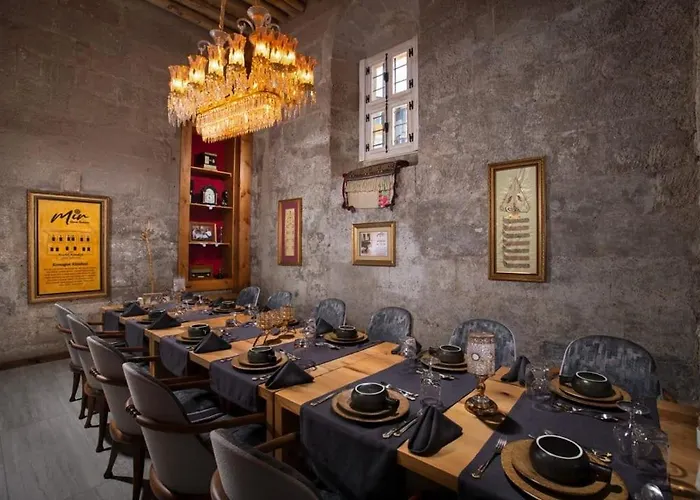 Mir מלון אקסאראי